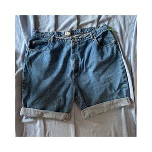 Fine As Wine Shorts🍷 ((Loading....)